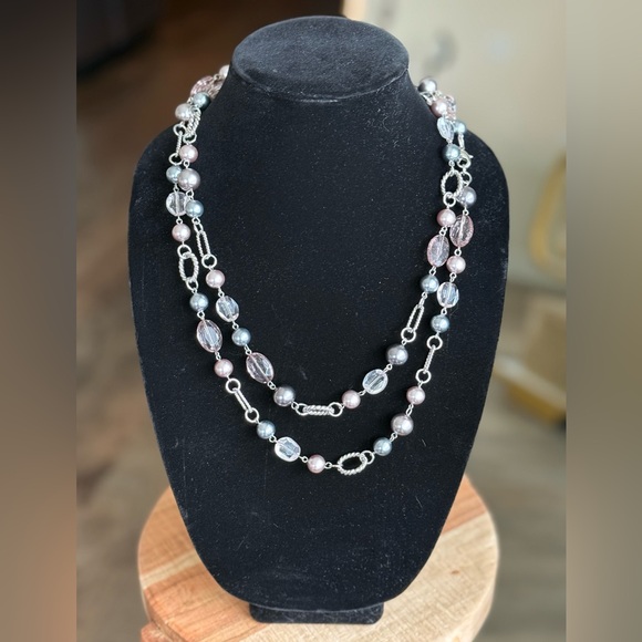 Premier Designs Newport Pink & Silver Faux Pearl Beaded Necklace - Picture 1 of 2